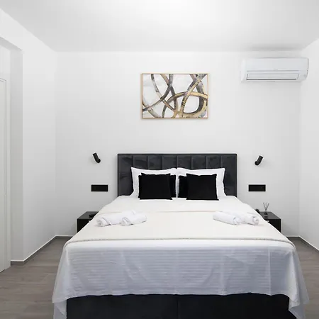 Lumea - 4 Bedroom With Pool *