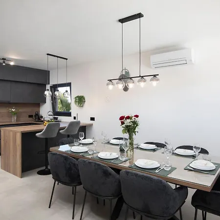 Lumea - 4 Bedroom With Pool Villa